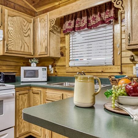 Romantic Retreat Gatlinburg Extérieur photo