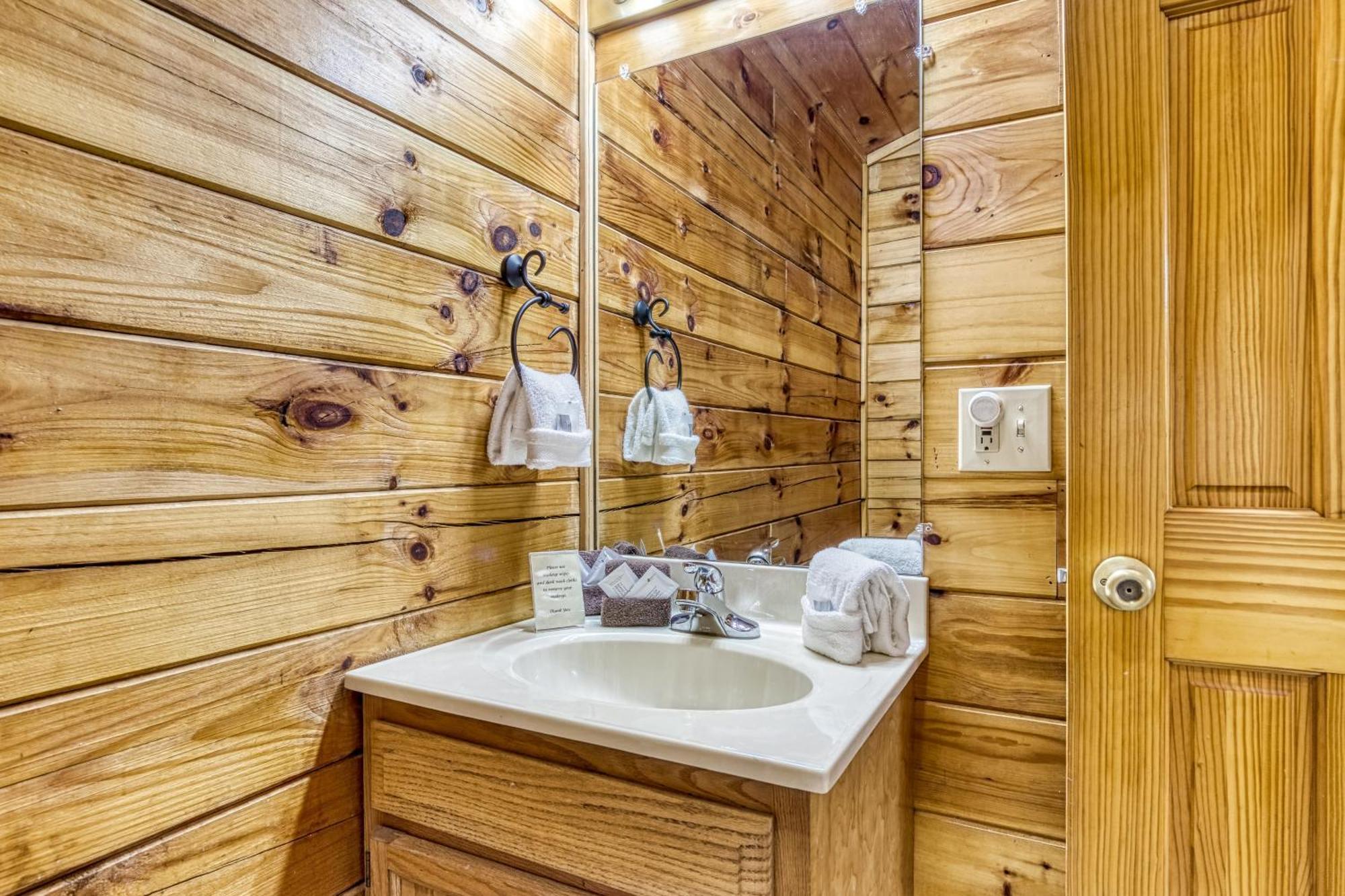 Romantic Retreat Gatlinburg Extérieur photo