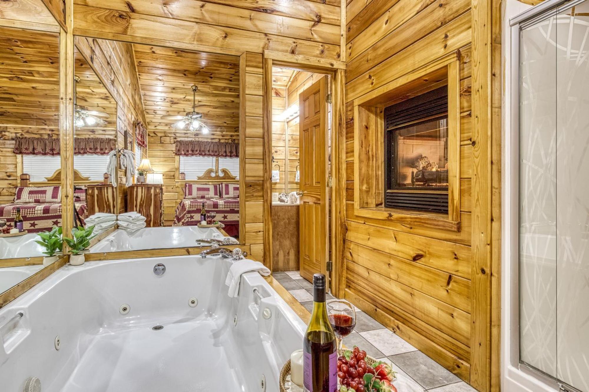 Romantic Retreat Gatlinburg Extérieur photo